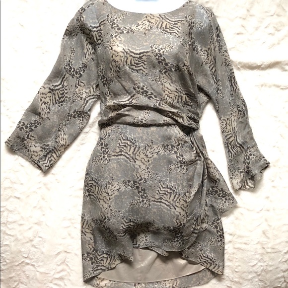 Elizabeth and James Open Back Cocktail Dress - Picture 3 of 7